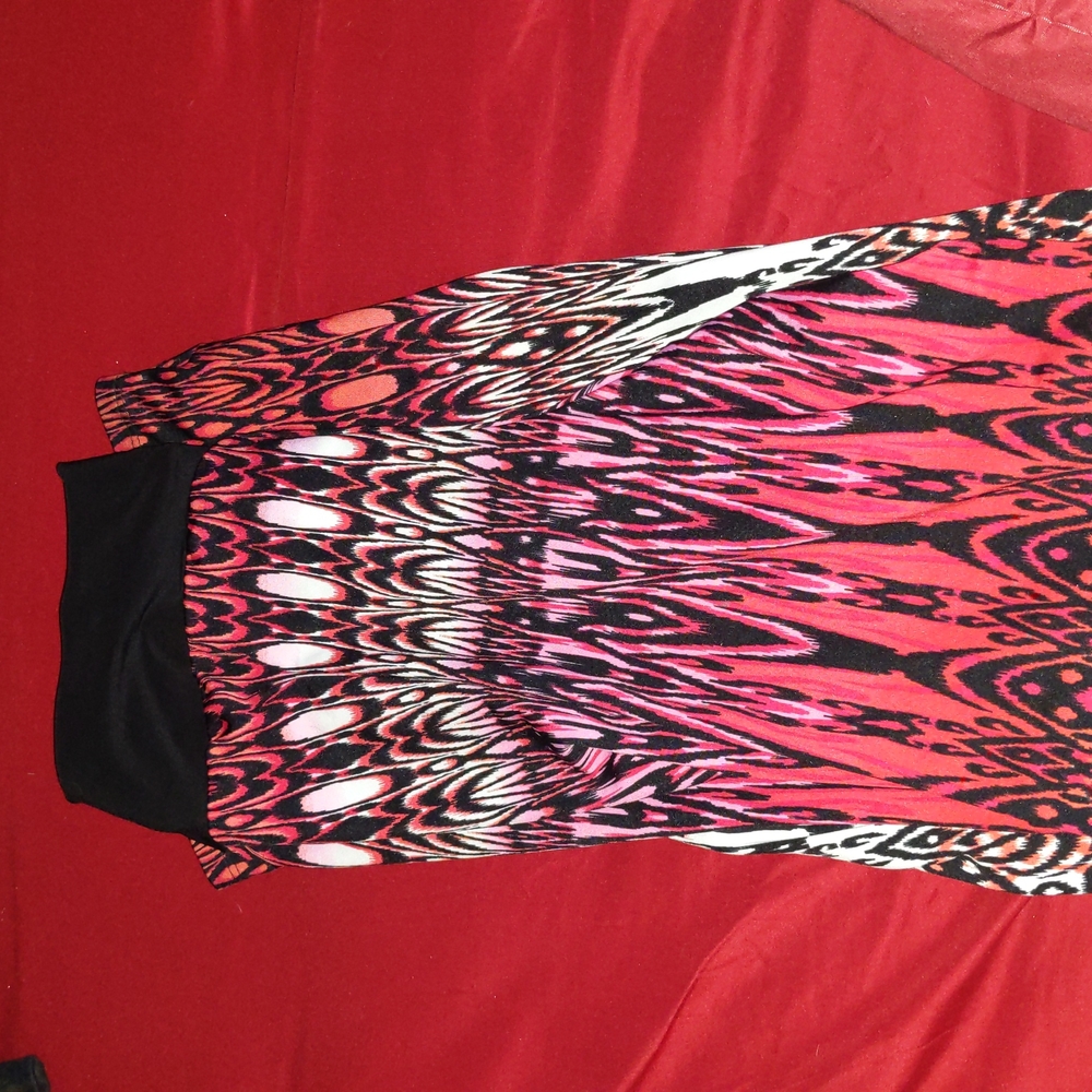 Ashley Blue, Medium , red and white animal print
